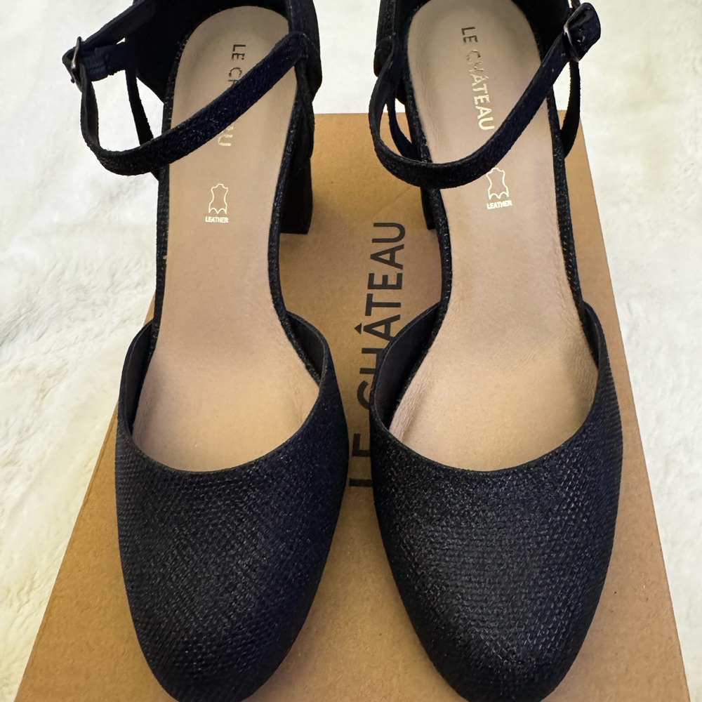 Brand new sparkle Le Chateau Black Women's Heels